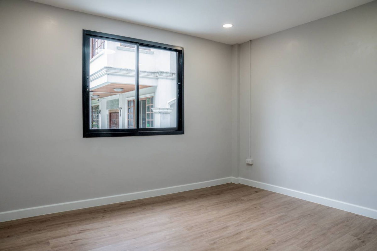 รูป ขายบ้านทาวโฮมเอกมัย สุขุมวิท65 ปรีดีพนมยงค์15 Townhome 4ชั้น ใกล้ BTSเอกมัย ทองหล่อ พระโขนง 3 ห้องนอน 4ห้องน้ำ พร้อมอยู่ ใกล้พระราม4 ทางด่ว 0879074045 - รูปที่ 14/17
