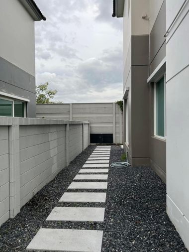 4-bed house for rent, 210 sqm, 60.4 sq wah, Centro Rama 9-Krungthep Kreetha