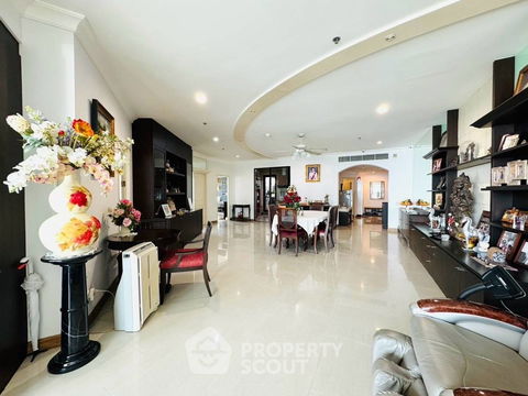 คอนโด 4-ห้องนอน ที่ ศุภาลัย คาซา ริวา ใกล้ ถนนตก (ID 2258794)