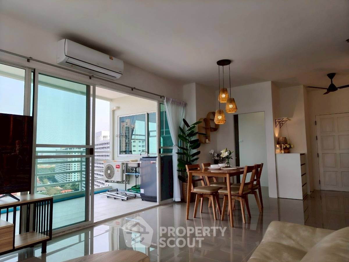 picture 2-BR Condo at View Talay 5 Condominium Jomtien close to Jomtien Beach (ID 2259416) - 11/30