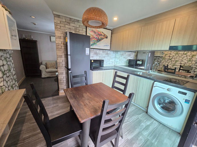 picture 🔥Hot deal for rent🔥 nice unit good condition at The Teak Pattanakarn-Thonglor - 3/19
