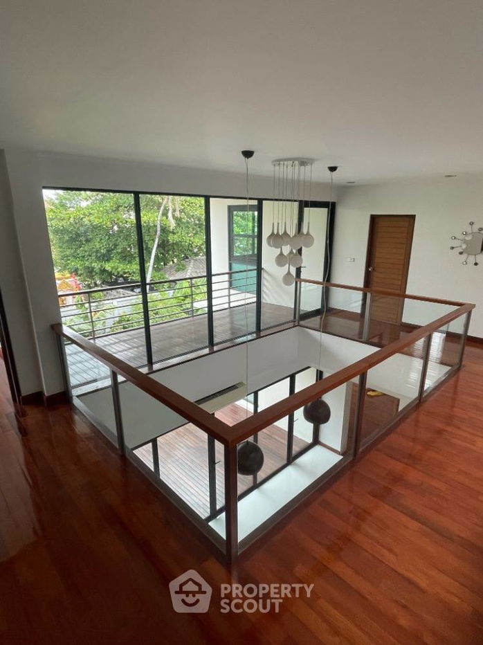 รูป บ้าน 4-ห้องนอน ใน ลาดพร้าว (ID 1351742) - รูปที่ 2/49