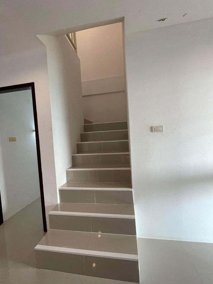 picture UK06-072 🏡Luxury house for rent, The Icon Sriracha 💰Rental price: - 10,000 baht/month (water and electricity)  - 12/16
