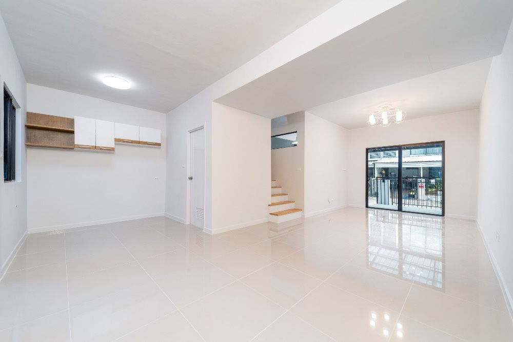 รูป 🏡 ขายทาวน์โฮม2ชั้น พฤกษาวิลล์ 65  ศรีสมาน รีโนเวทใหม่ พร้อมย้ายเข้าอยู่  🧭 หน้าบ้านหันรับทางทิศ ตะวันตกเฉียงใต้  - รูปที่ 7/17