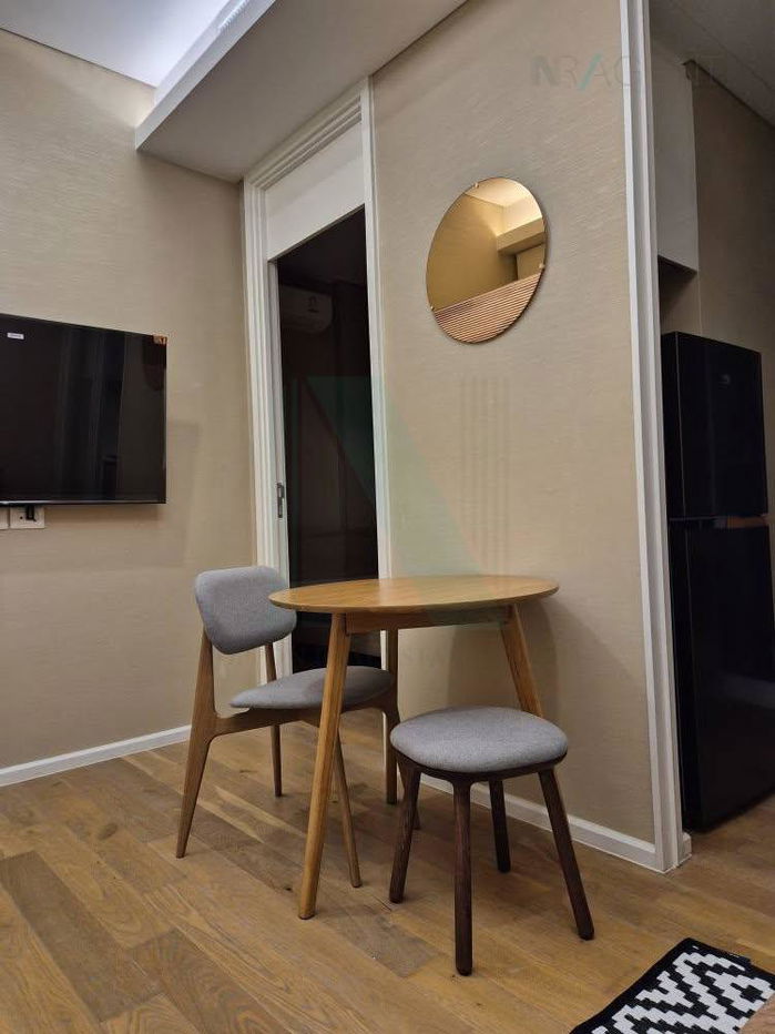 picture For Rent Condo THE SAINT RESIDENCES Building C, Floor 40,1 bed room, Room size 31 sqm - 3/8