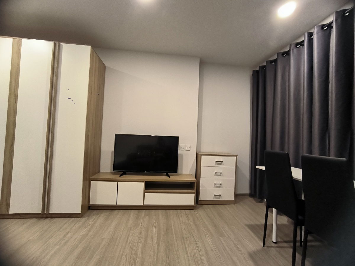 รูป ให้เช่า Aspire สุขุมวิท-พระราม4 Studio 1 ห้องนอน วิวสระว่ายน้ำยาว ขนาด 27 ตร.ม. ชั้น 11 ทิศตะวันออก - รูปที่ 3/14