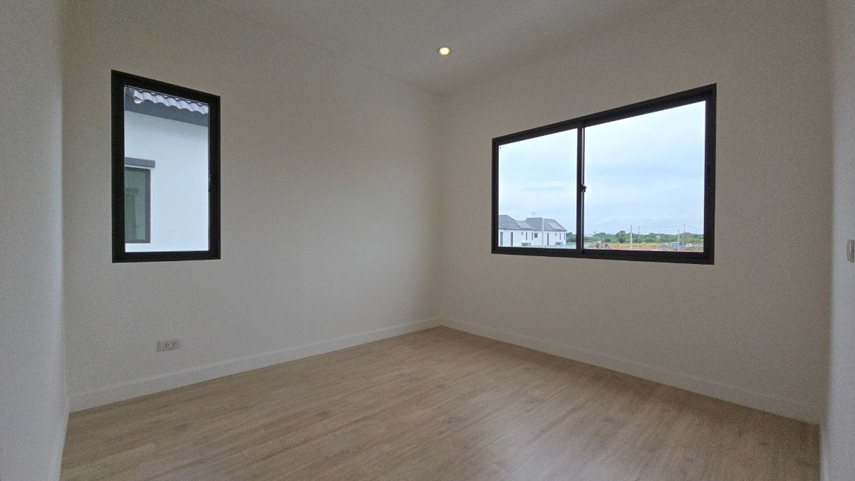 picture Exclusive Living! Corner House with Double Volume 6.5m next to Club House & Garden View - 29/31