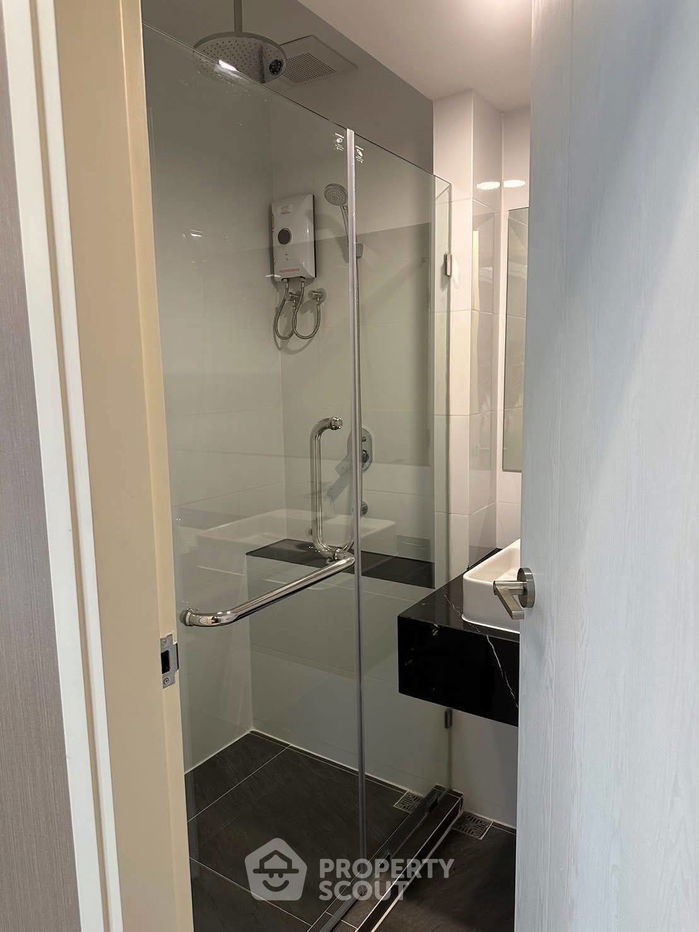 picture 2-BR Condo at Knights Bridge Space Rama 9 near MRT Phra Ram 9 (ID 2259288) - 36/38