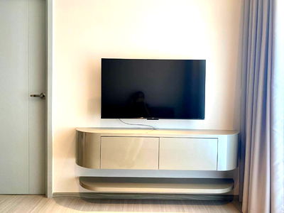 Condos for rent Soi On Nut (Sukhumvit 77) : [RENT] E92502  ( Aspire Sukhumvit - Onnut  )     (ID with @in front, LINE ID:  @056qhbtt)