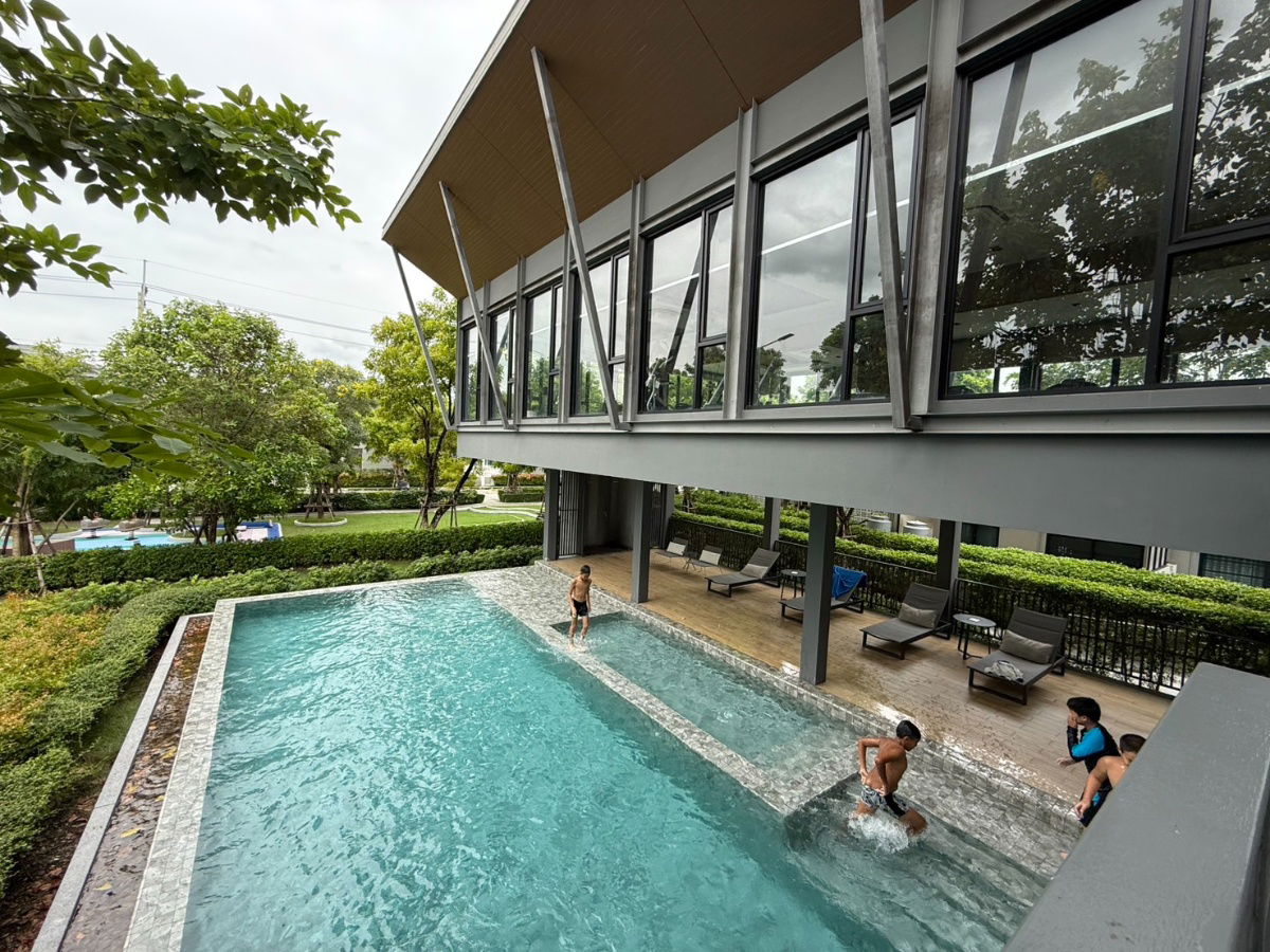 picture For rent townhouse Lumpini townville ladkrabang-suvarnaphumi Line ID 0619636888 - 12/26