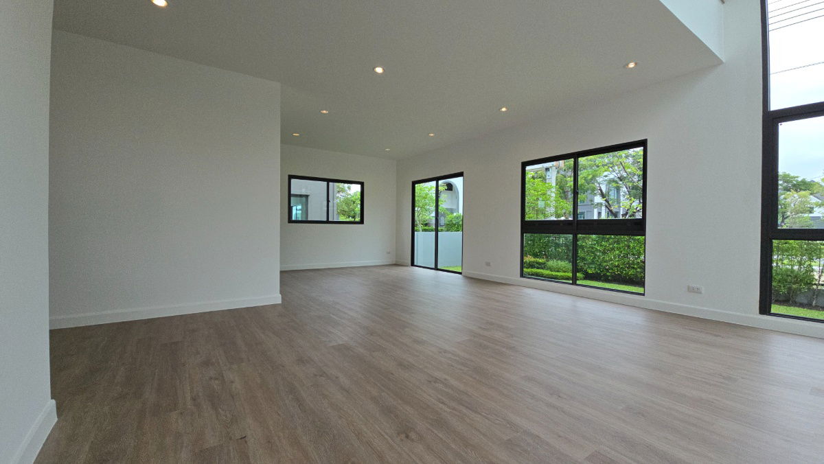 picture Saransiri Srivaree 2 - Luxury Corner House next to Central Garden and Club House, Only 9.19 MB - 6/29