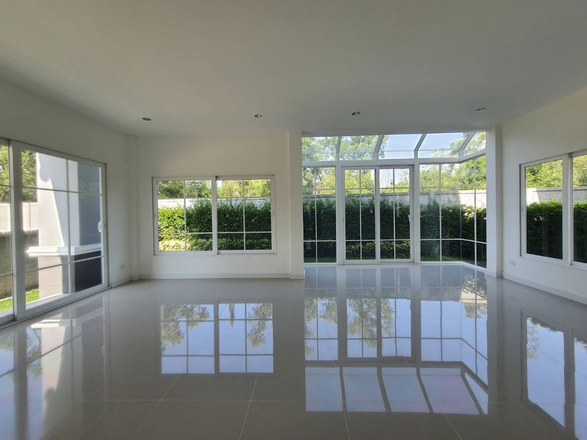 picture For Rent: 2-Storey Detached House in Grandio Ramintra–Outer Ring Road Village  - 2/12