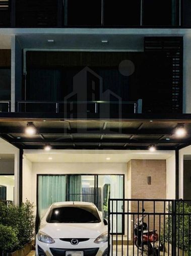 4-bed townhouse for sale, 162.8 sq wah, Supalai Essence Ladprao