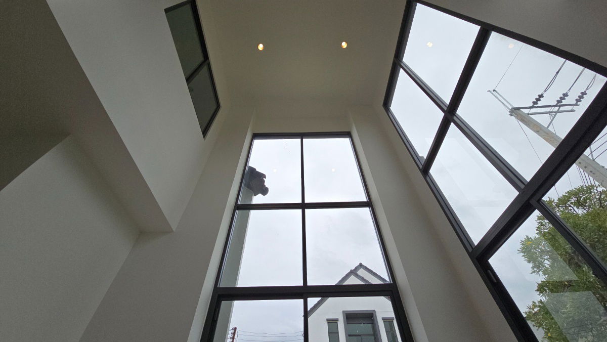 picture Exclusive Living! Corner House with Double Volume 6.5m next to Club House & Garden View - 9/31