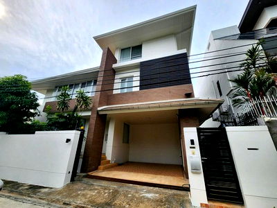 เช่าบ้านเดี่ยว เอสพลานาด รัชดาภิเษก : HU6695 บ้านเดี่ยวให้เช่า ย่านห้วยขวาง กรุงเทพมหานคร