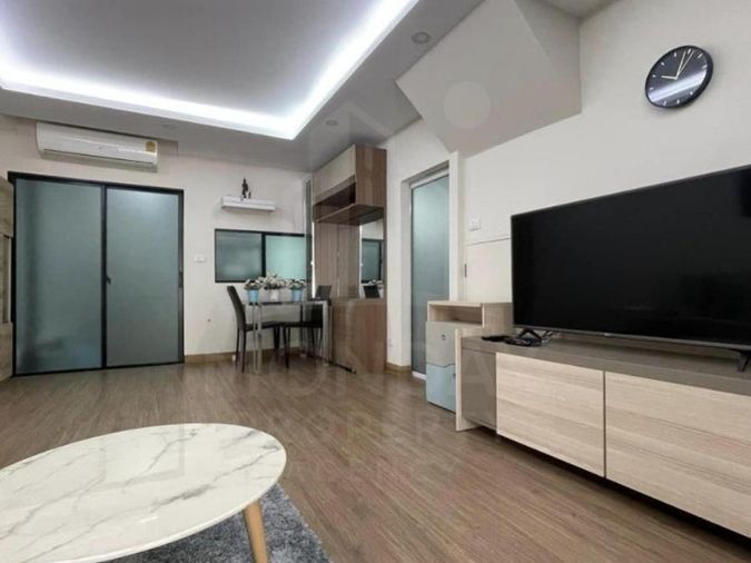 ให้เช่าทาวน์โฮม 3 ห้องนอน 149 ตร.ว. บ้านกลางเมือง นวมินทร์ 42
