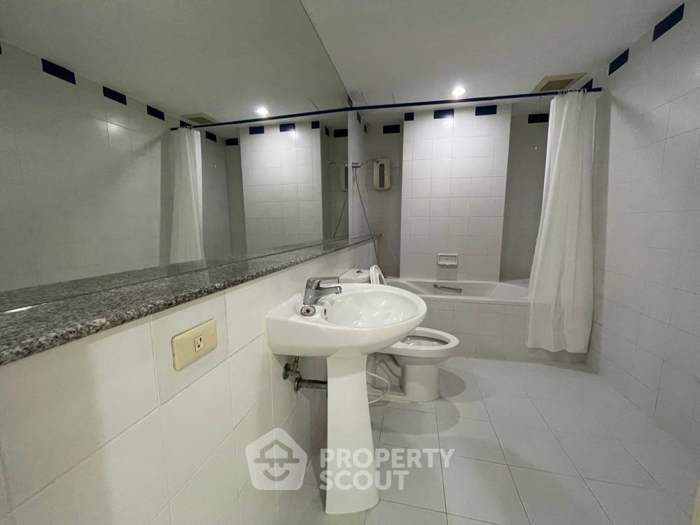 picture 1-BR Condo at Baan Nonsi close to Thanon Chan (ID 729521) - 4/4
