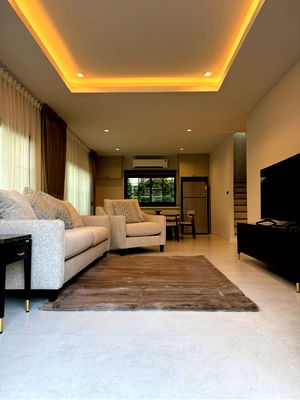 Houses for rent :  For rent ✨ Setthasiri Bangna KM.10 🔥 Line ID @034etfin 📲 4 bedroom 4 bathroom ✨