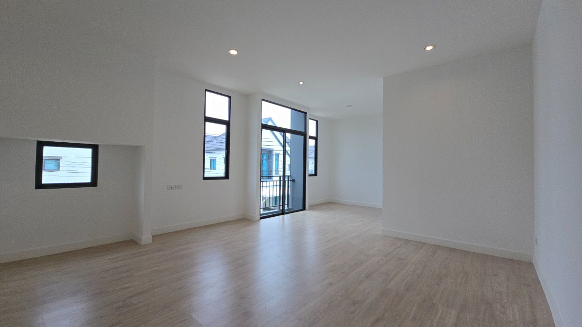 picture Rare Opportunity! Luxury Corner House with Douvle Volume hall 6.5m next to Green Park | Saransiri Serivaree 2 - 22/31