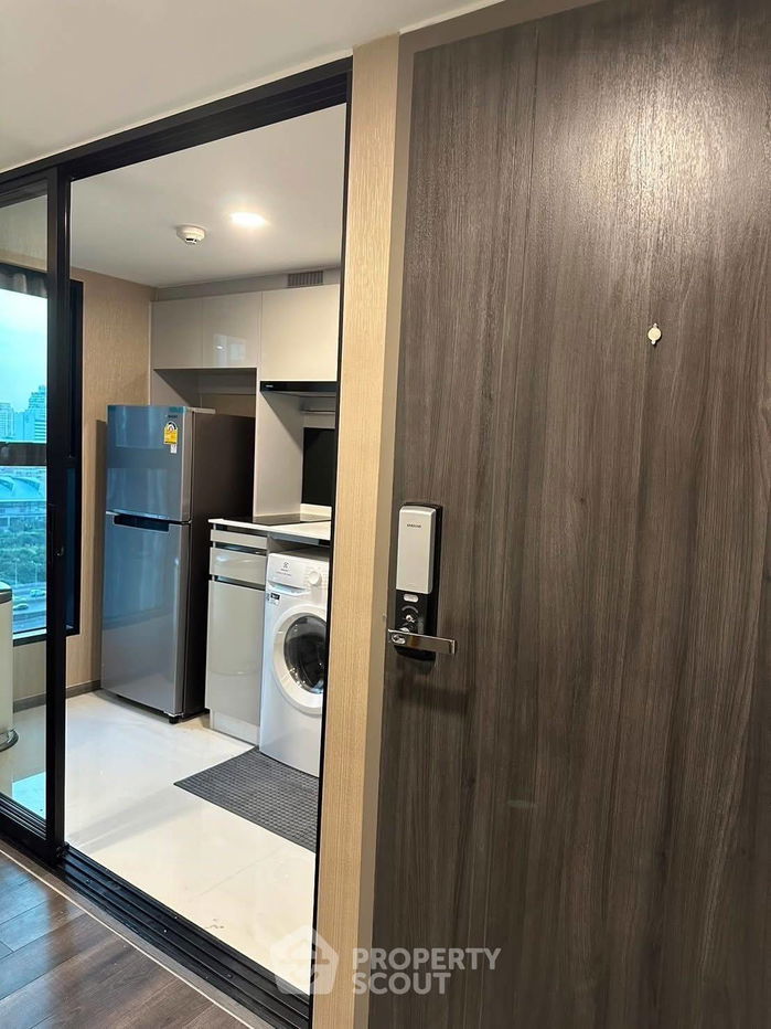 picture 2-BR Condo at Knights Bridge Space Rama 9 near MRT Phra Ram 9 (ID 2259288) - 28/38