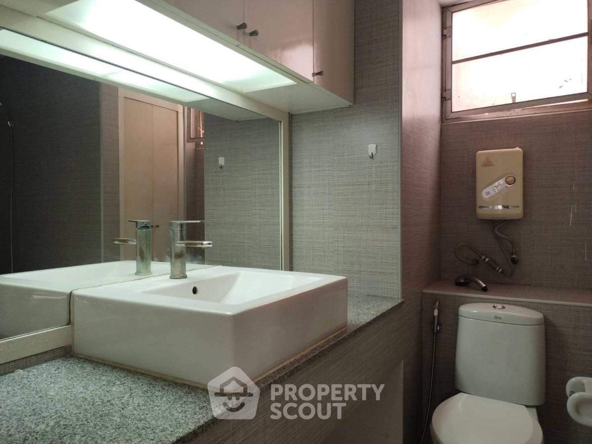 picture 3-BR Condo at Tai Ping Towers Sukhumvit 63 near ARL Ramkhamhaeng (ID 2256931) - 11/13