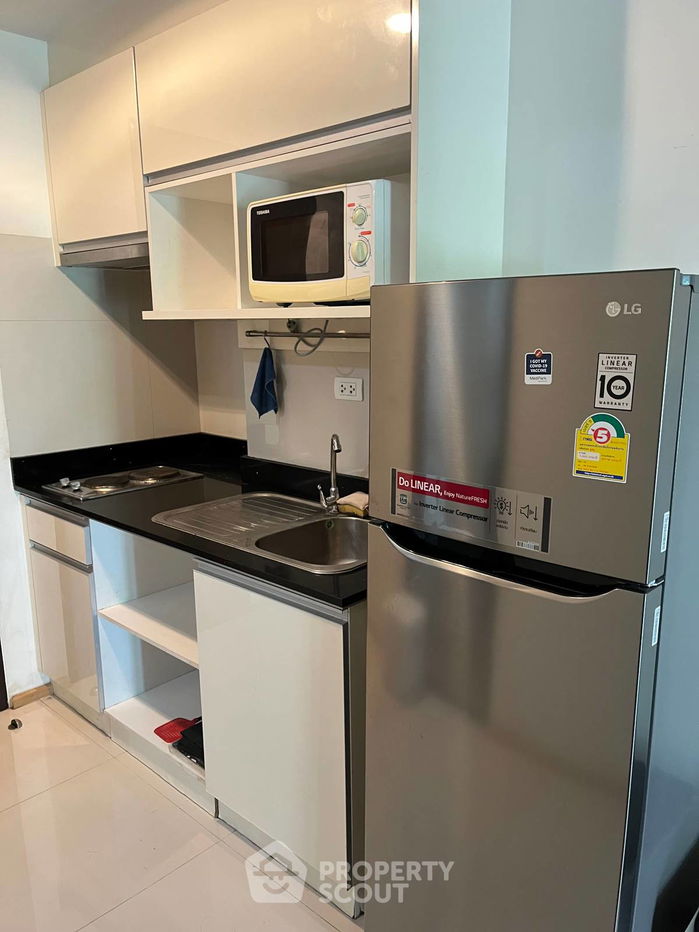 picture 1-BR Condo at Abstracts Phahonyothin Park near BTS Ha Yaek Lat Phrao (ID 926077) - 2/9