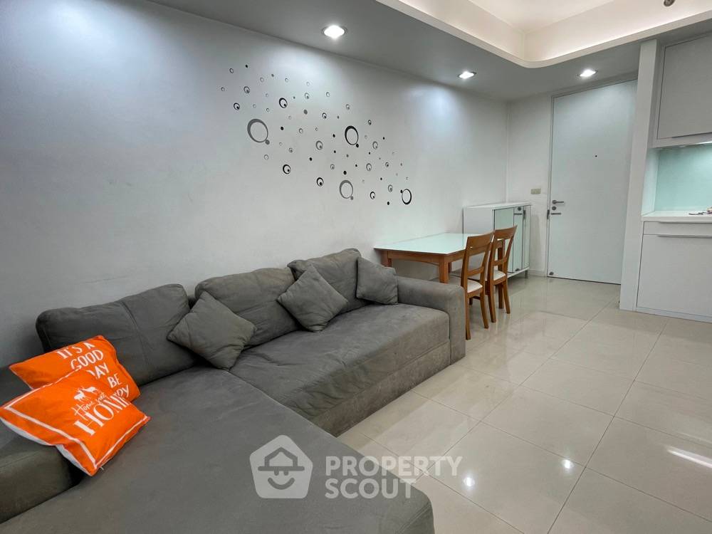 picture 1-BR Condo at Baan Nonsi close to Thanon Chan (ID 729521) - 2/4
