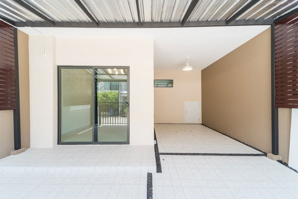 รูป 🏡 ขายทาวน์โฮม2ชั้น พฤกษาวิลล์ 65  ศรีสมาน รีโนเวทใหม่ พร้อมย้ายเข้าอยู่  🧭 หน้าบ้านหันรับทางทิศ ตะวันตกเฉียงใต้  - รูปที่ 4/17