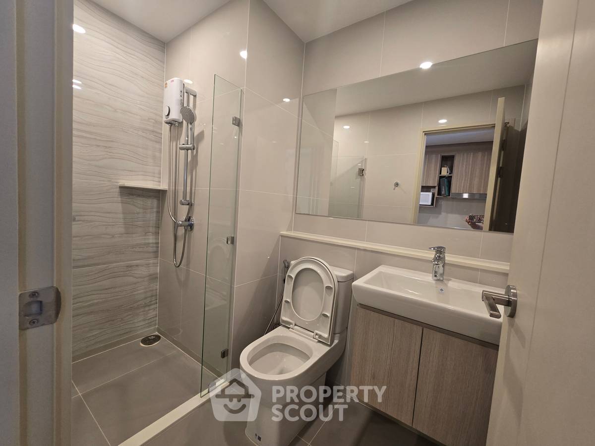 picture 1-BR Condo at LIFE Rama 4 - Asoke near MRT Queen Sirikit National Convention Centre (ID 2256210) - 8/13