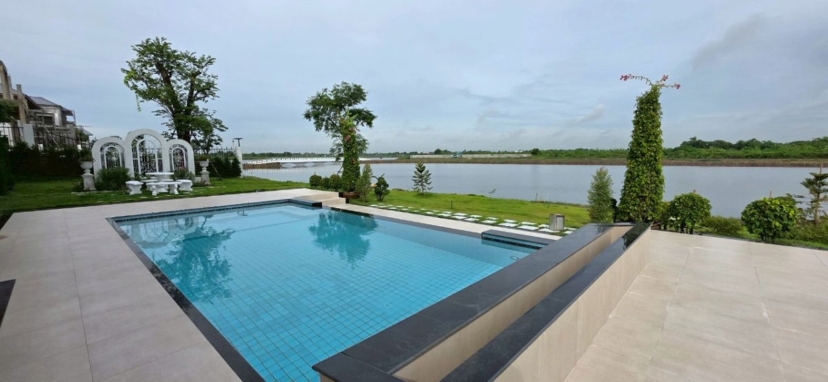 รูป บ้านหรูพลูวิลลา ริมทะเลสาบ lake view poll villa - รูปที่ 11/48