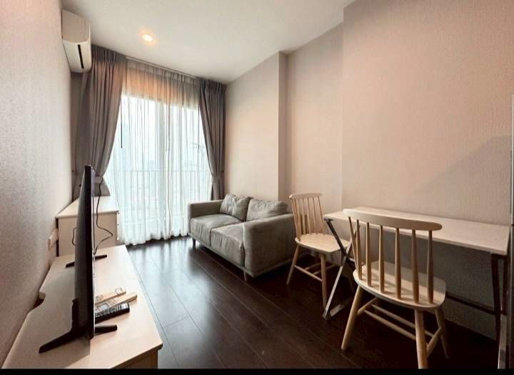 picture Condo for rent at C Ekkamai, 1 bedroom, 1 bathroom, 30 sq m, 26th floor - 1/12