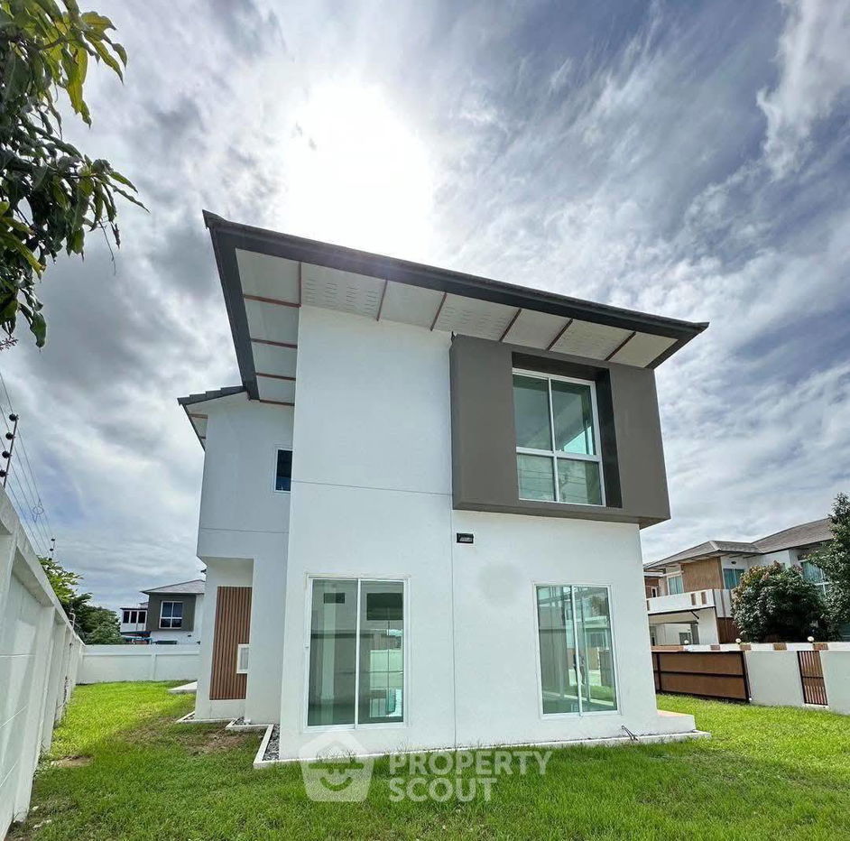 picture 3-BR House close to Huai Yai (ID 2257577) - 2/19