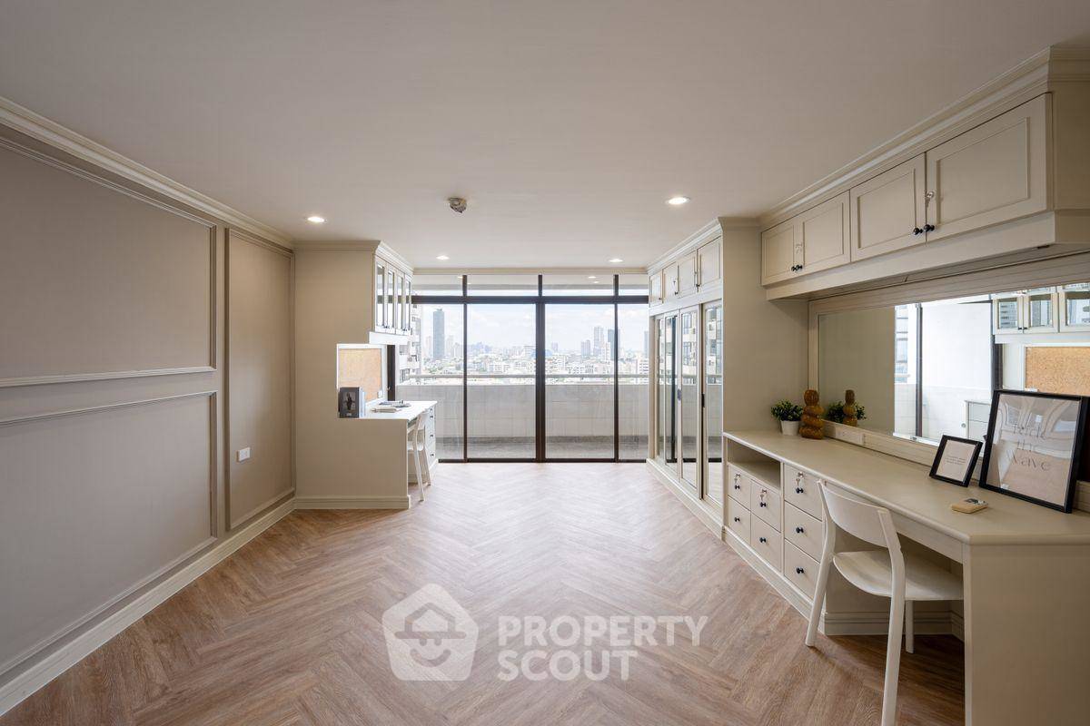 picture 3-BR Condo at The Waterford Park Sukhumvit 53 Condominium near BTS Thong Lor (ID 2112929) - 24/29