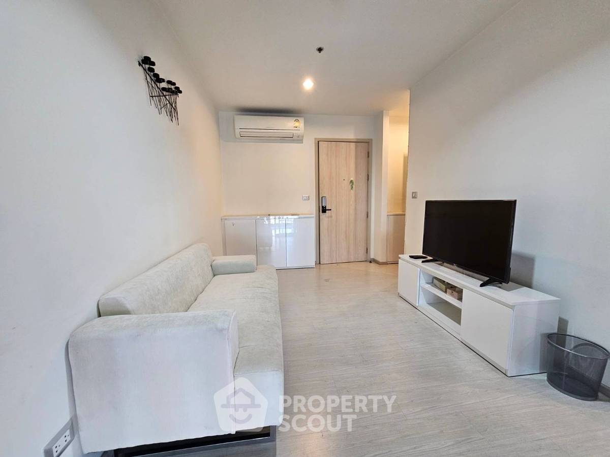 รูป คอนโด 1-ห้องนอน ที่ ริทึ่ม สุขุมวิท42 ใกล้ BTS เอกมัย (ID 1428888) - รูปที่ 2/9