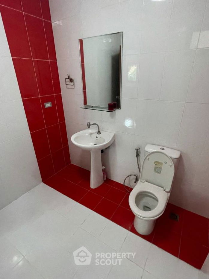 รูป บ้าน 4-ห้องนอน ใน ลาดพร้าว (ID 1351742) - รูปที่ 32/49