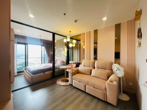 Forrent The Politan Aqua Condominium 