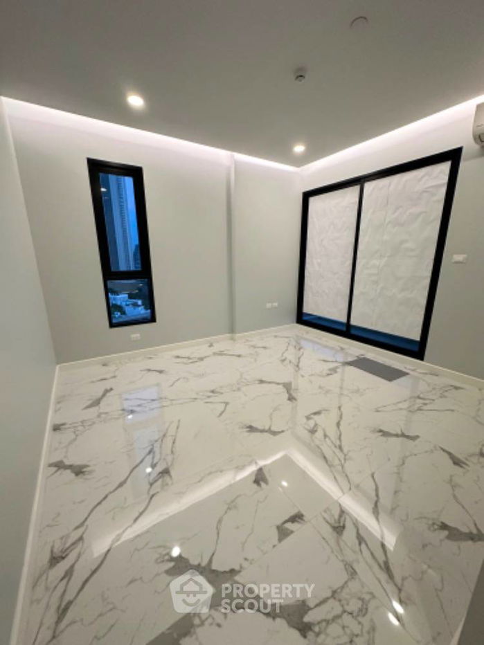picture 2-BR Condo at Supalai Premier Charoen Nakhon near BTS Krung Thon Buri (ID 1542420) - 2/5