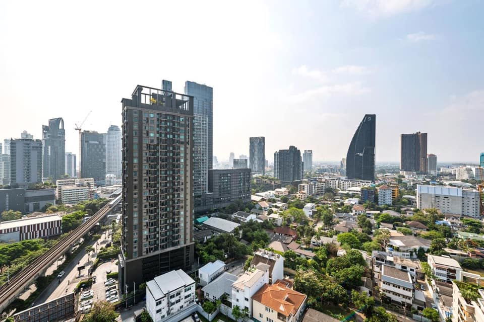 รูป ✅ ✅ BEATNIQ Sukhumvit 32 , Super Luxury 1 ห้องนอน ตกแต่งครบ พร้อมเข้าอยู่ ติดต่อไลน์ @bktasset หรือโทร 095-325-8928 - รูปที่ 11/11