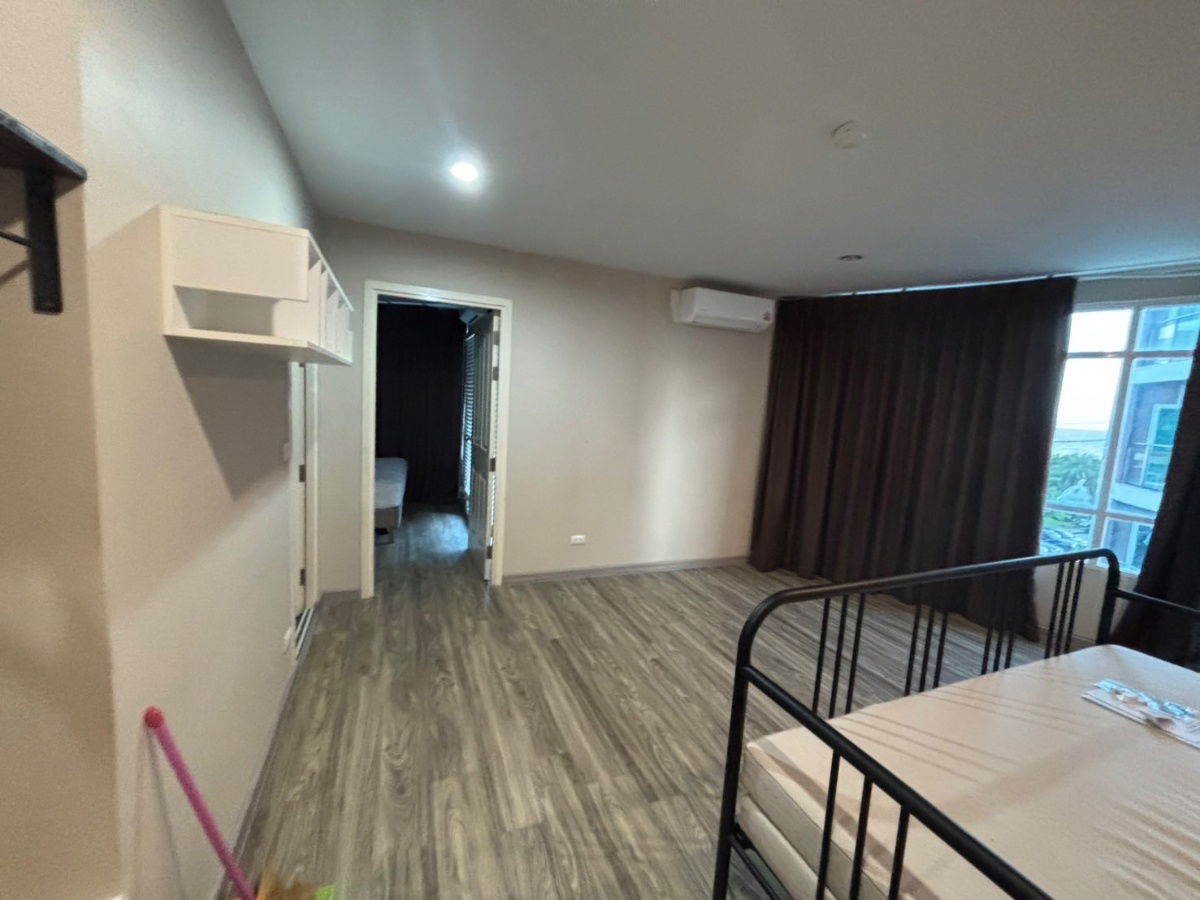 picture Condominium lowrise 5floors with renovated, ready to move in, near BTS - 5/15