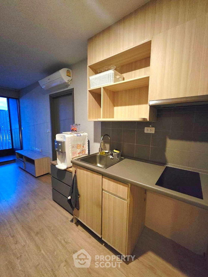 picture 1-BR Condo at Ideo O2 near BTS Bang Na (ID 2258127) - 4/10
