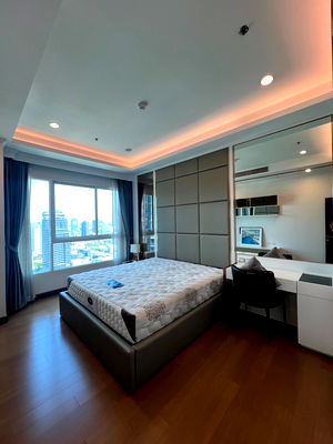 ขายคอนโด : P-39630 ต้องการขายคอนโด ศุภาลัย เอลีท พญาไท Thanon Phaya Thai, Ratchathewi, Bangkok Line Id @easythaihome 085-592-2897