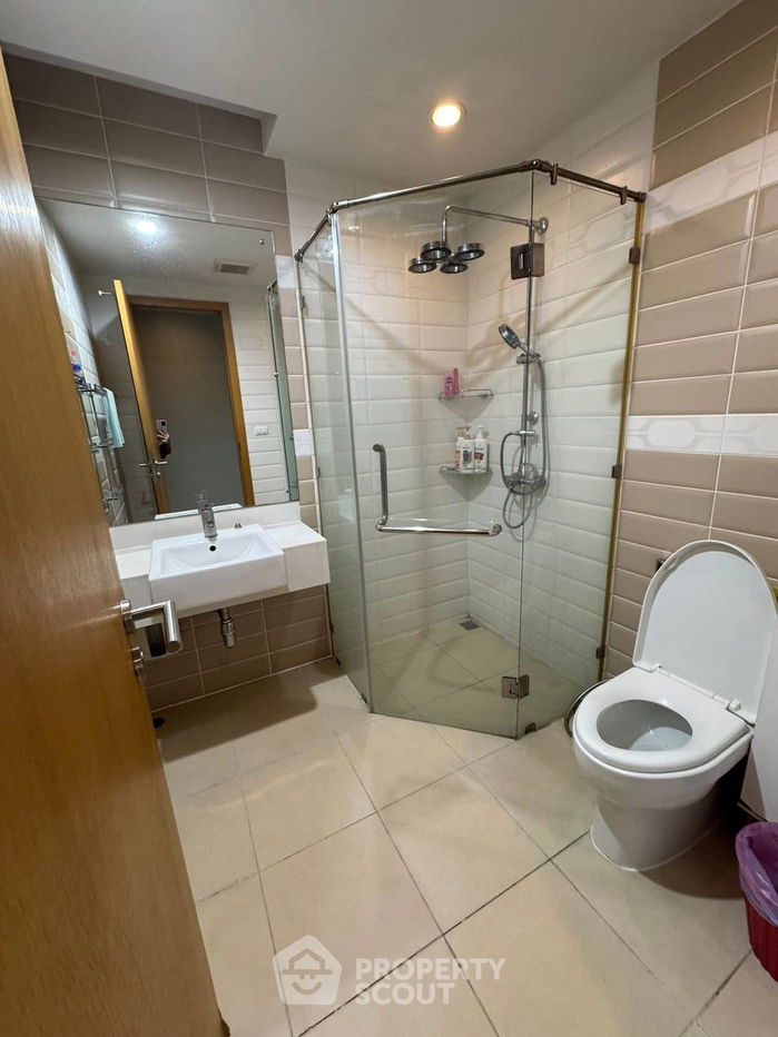 picture 2-BR Condo at Circle Condominium near MRT Phetchaburi (ID 2147217) - 9/9