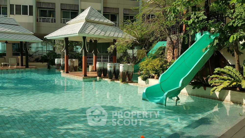 picture 3-BR Condo at The Fourwings Residence in Hua Mak (ID 382884) - 2/11