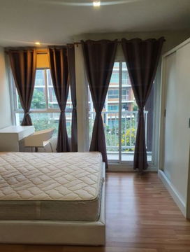 ขาย We condo เอกมัย-รามอินทรา ตึก B พื้นที่ 25.90  พร้อมเฟอร์ ชั้น 4 ห้อง Studio วิวสระว่ายน้ำ ติดบันไดฉุกเฉิน
