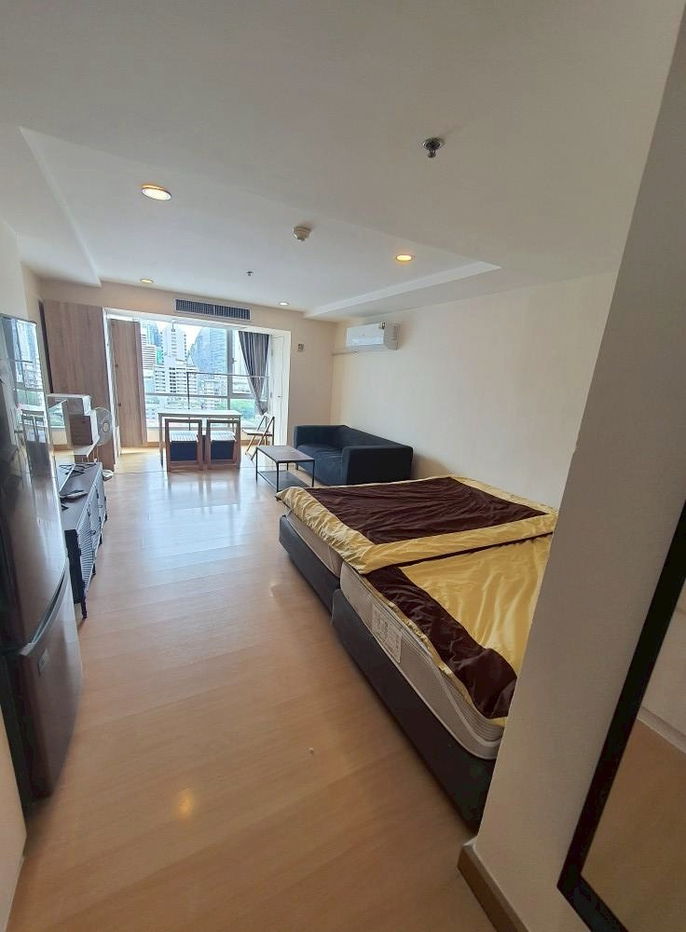 รูป #st19822 ให้เช่า   คอนโด เดอะ เทรนดี้ สุขุทวิทซอย13   The Trendy condominium sukhumvit soi13  ติดบีทีเอสนานา อโศก - รูปที่ 1/5