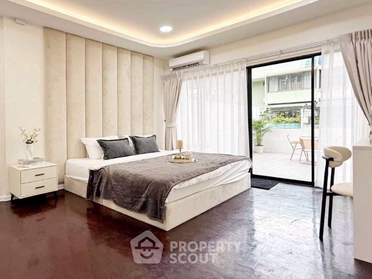 รูป ทาวน์เฮาท์ 6-ห้องนอน ใกล้ MRT พระราม 9 (ID 2258660) - รูปที่ 2/10