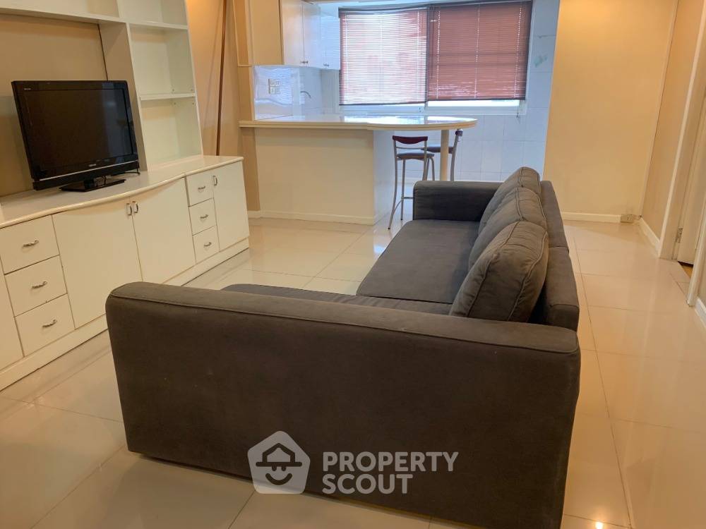 picture 2-BR Condo at Srivara Mansion Condominium 1 near MRT Thailand Cultural Centre (ID 761303) - 1/10