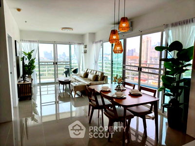 ขายคอนโด : คอนโด 2-ห้องนอน ที่ วิวทะเล 5 คอนโดมิเนียม จอมเทียน ใกล้ หาดจอมเทียน (ID 2259416)