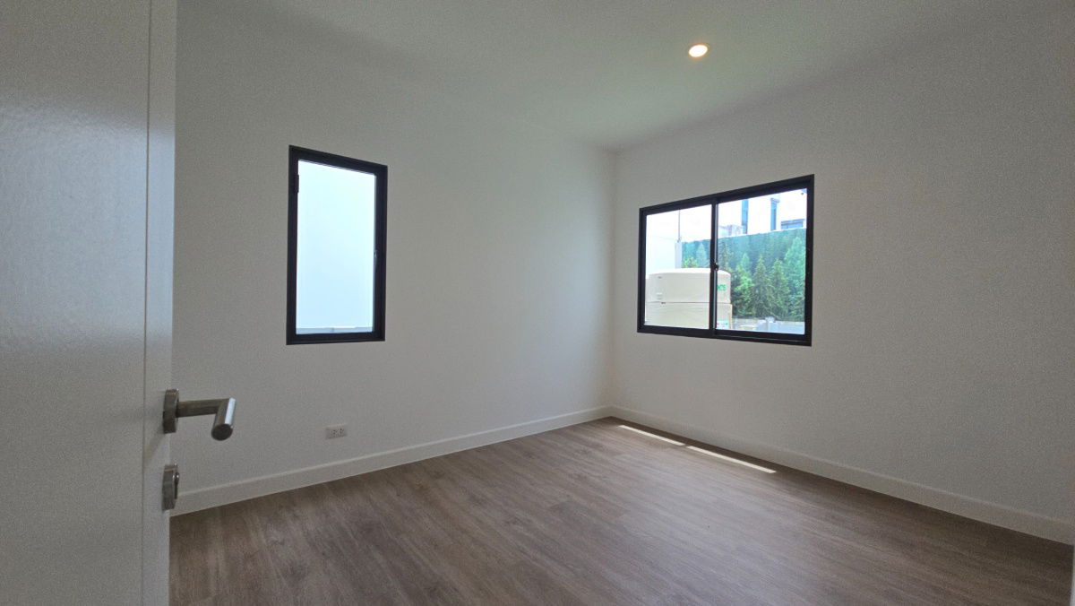 picture Specious & Elegant Home with 6.5m Double Volume next to Central Gargen, 7.99 MB - 15/33