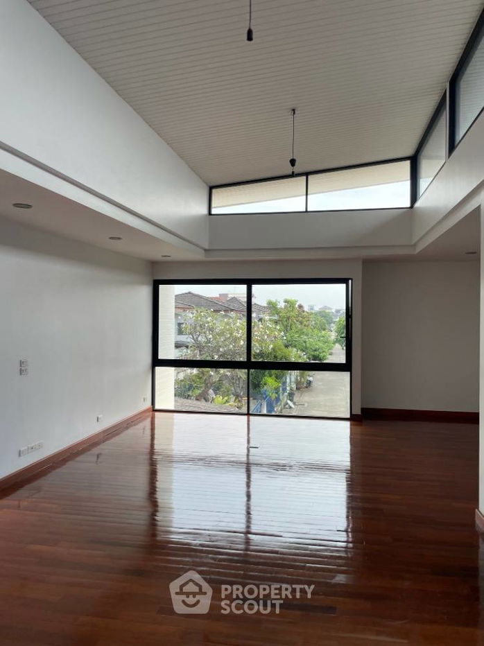 รูป บ้าน 4-ห้องนอน ใน ลาดพร้าว (ID 1351742) - รูปที่ 8/49